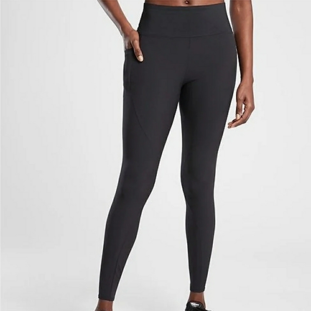 Athleta Quest Hybrid Tight, Color Black, Size 4P
